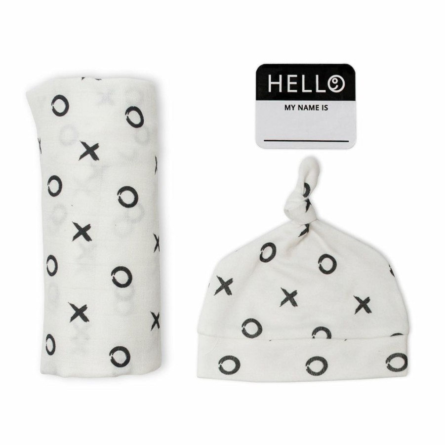 Kids Interiors & Decor * | Lulujo Hello World Baby Swaddle & Hat Set Hugs & Kisses