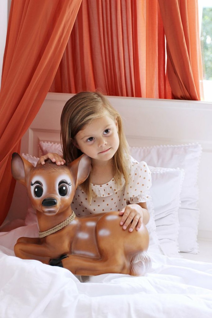 Kids Interiors & Decor * | Lighting Heico Lying Deer Lamp