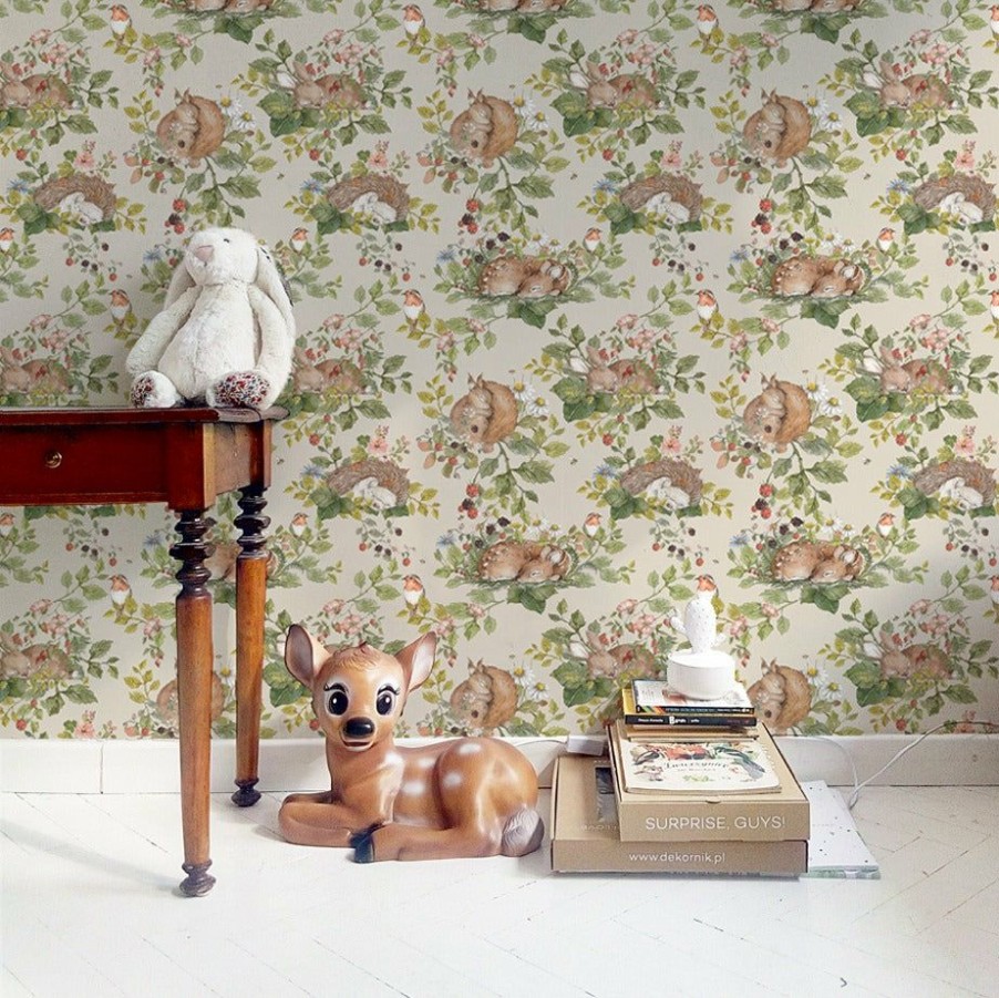 Kids Interiors & Decor * | Dekornik Little Sleepy Animals Wallpaper