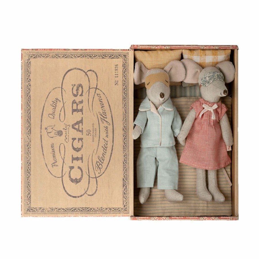 Gifts * | Maileg Mice In A Cigar Box Mum & Dad